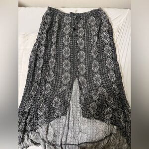 Xhilaration Black and White Boho Maxi Skirt